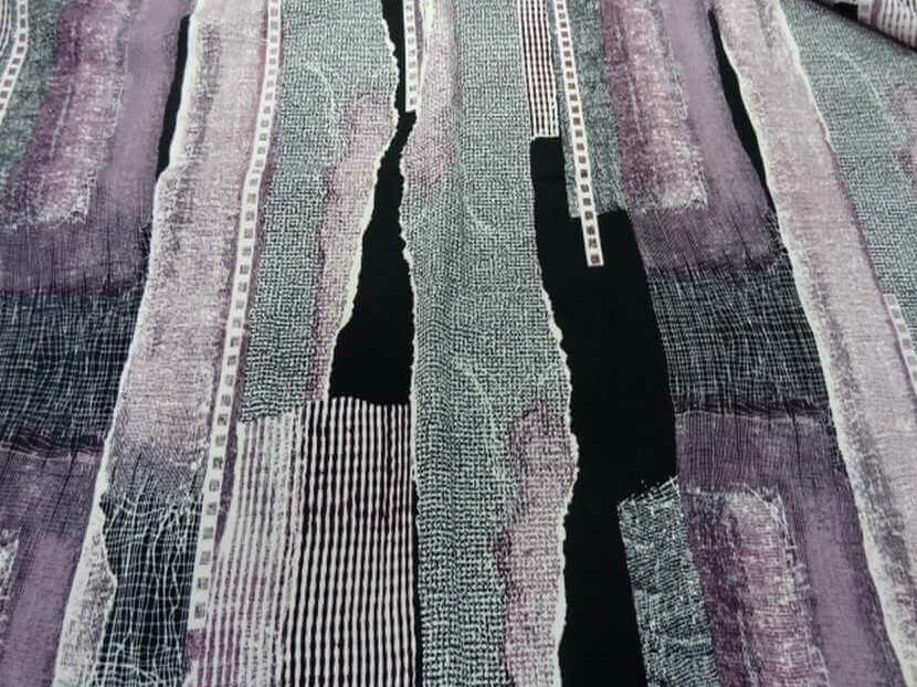 Belle microfibre imprimé violet noir
