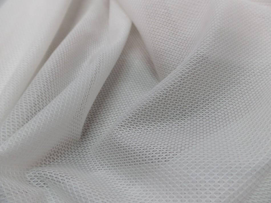 coton fin blanc façonné légèrement transparent