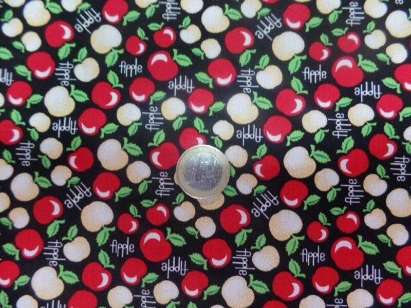 coton popeline noire imprime liberty motifs petite pomme rouge7 coton popeline noire imprime liberty motifs petite pomme rouge
