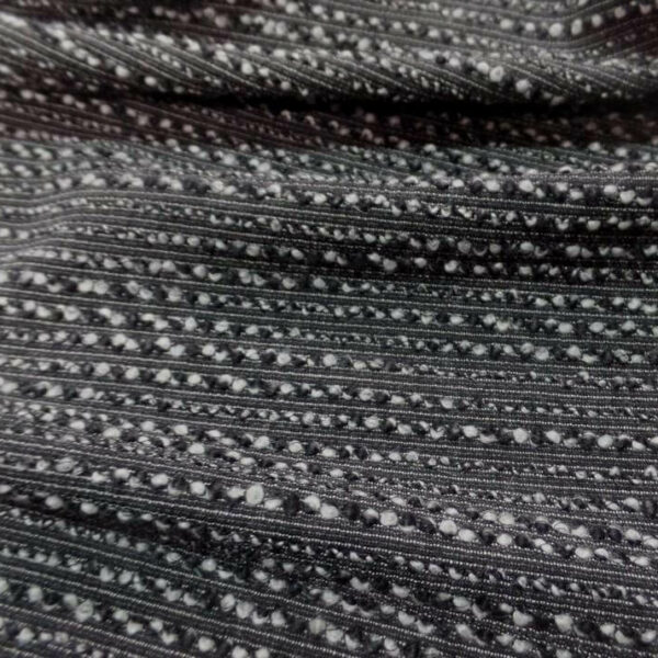 lainage léger chiné noir blanc a rayures