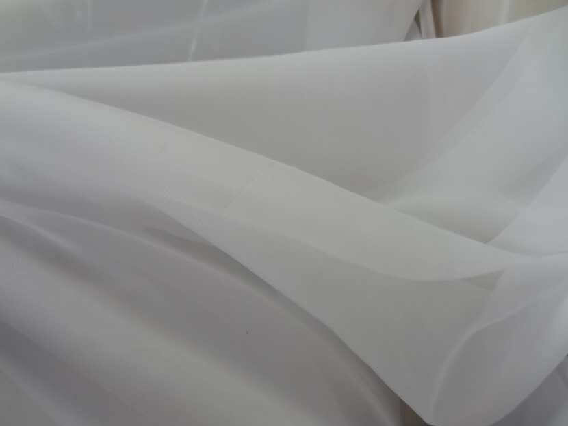 Mousseline polyester blanche