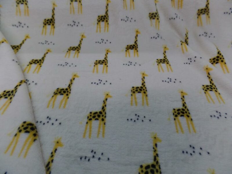 polaire doudou blanc casse imprime enfant motifs girafe4 1 polaire doudou blanc cassé imprimé enfant motifs girafe