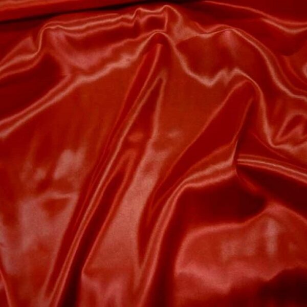 satin polyester rouge