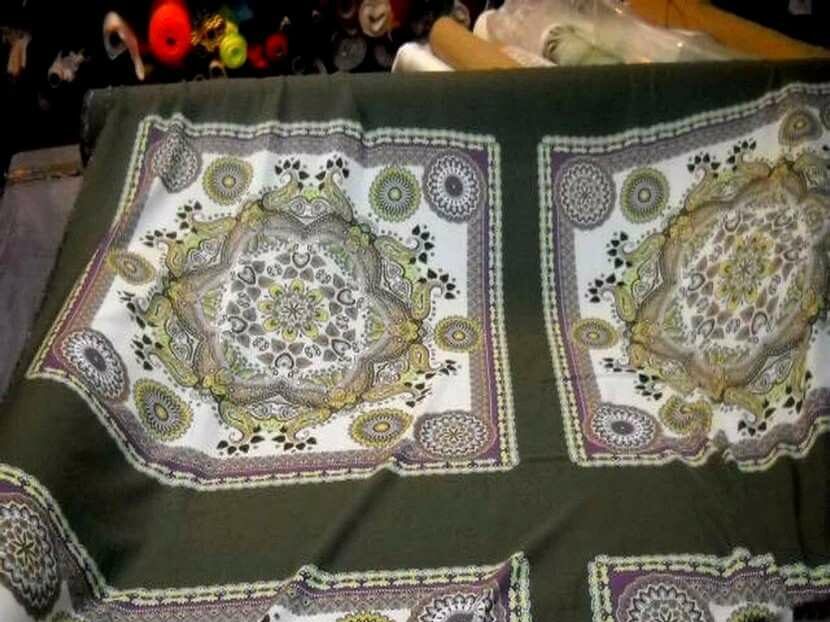 viscose kaki motifs Cachemire pour foulard