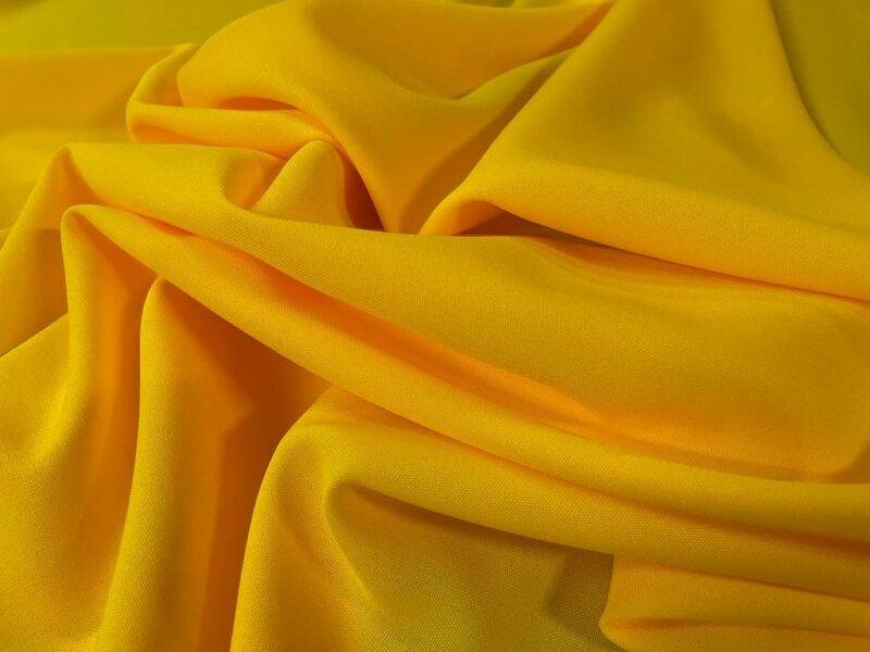 Tissu polyester infroissable jaune
