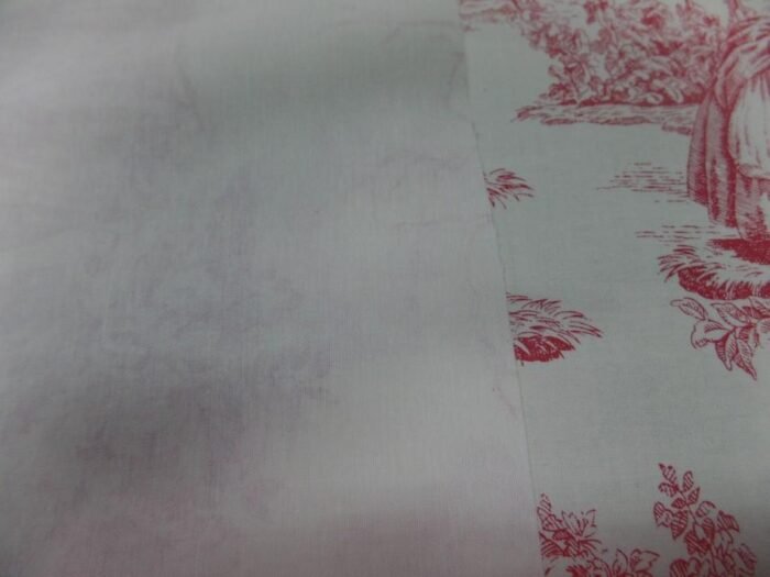 toile de jouy satin coton blanc casse rouge bordeaux motifs bagatelle4