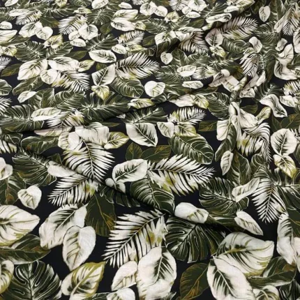 viscose noire imprime feuillage vert et blanc 1