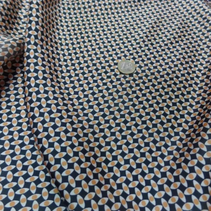 Coupon de satin polyester viscose imprimé
