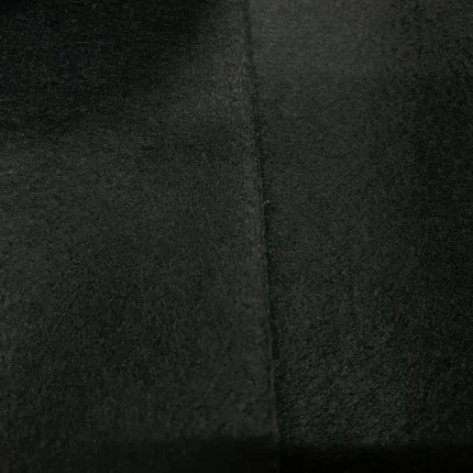 Feutrine noire en 0.90 m de large - 180 gr m²