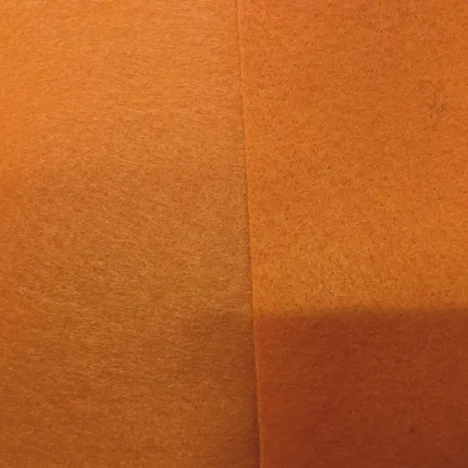 Feutrine orange en 0.90 m de large - 180 gr m²