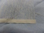 Coupon de coton damassé bleu et écru 1 m sur 1.45 m de large