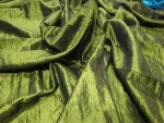 Coupon de tissu taffetas changeant vert reflets jaune
