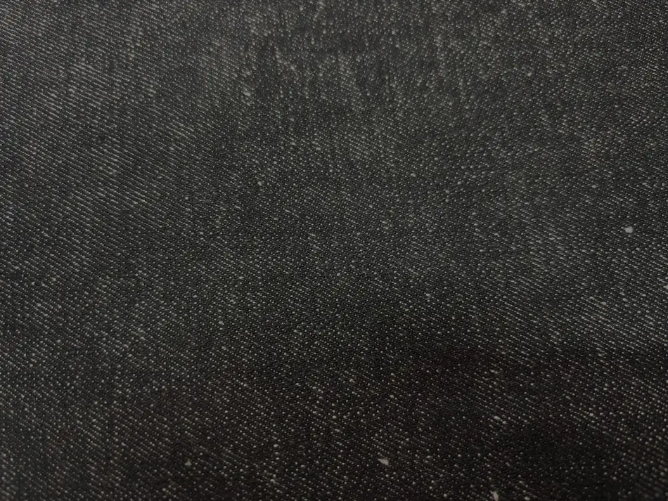 Jean noir lycra épais pour retouches couture avec bonne tenue dans le dos