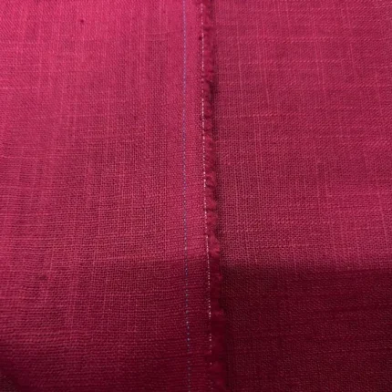 Toile coton et lin bordeaux 240 g/m² en 140 cm : tissu naturel avec belle tenue idéal pour ameublement, décoration et vêtements.